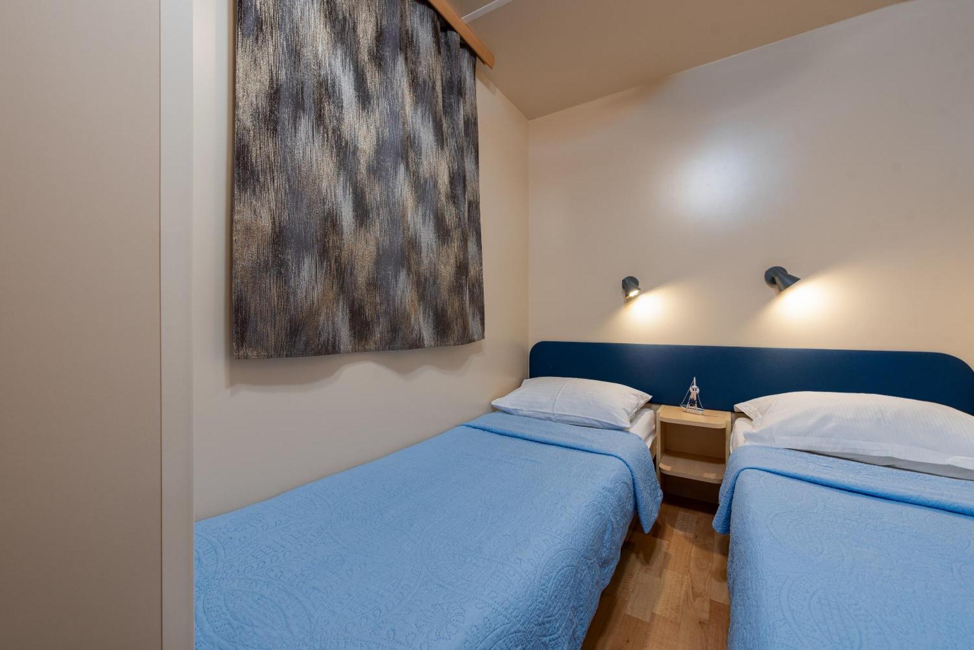 Camp Mrkva Mobile Homes With Pool Sukošan Quarto foto