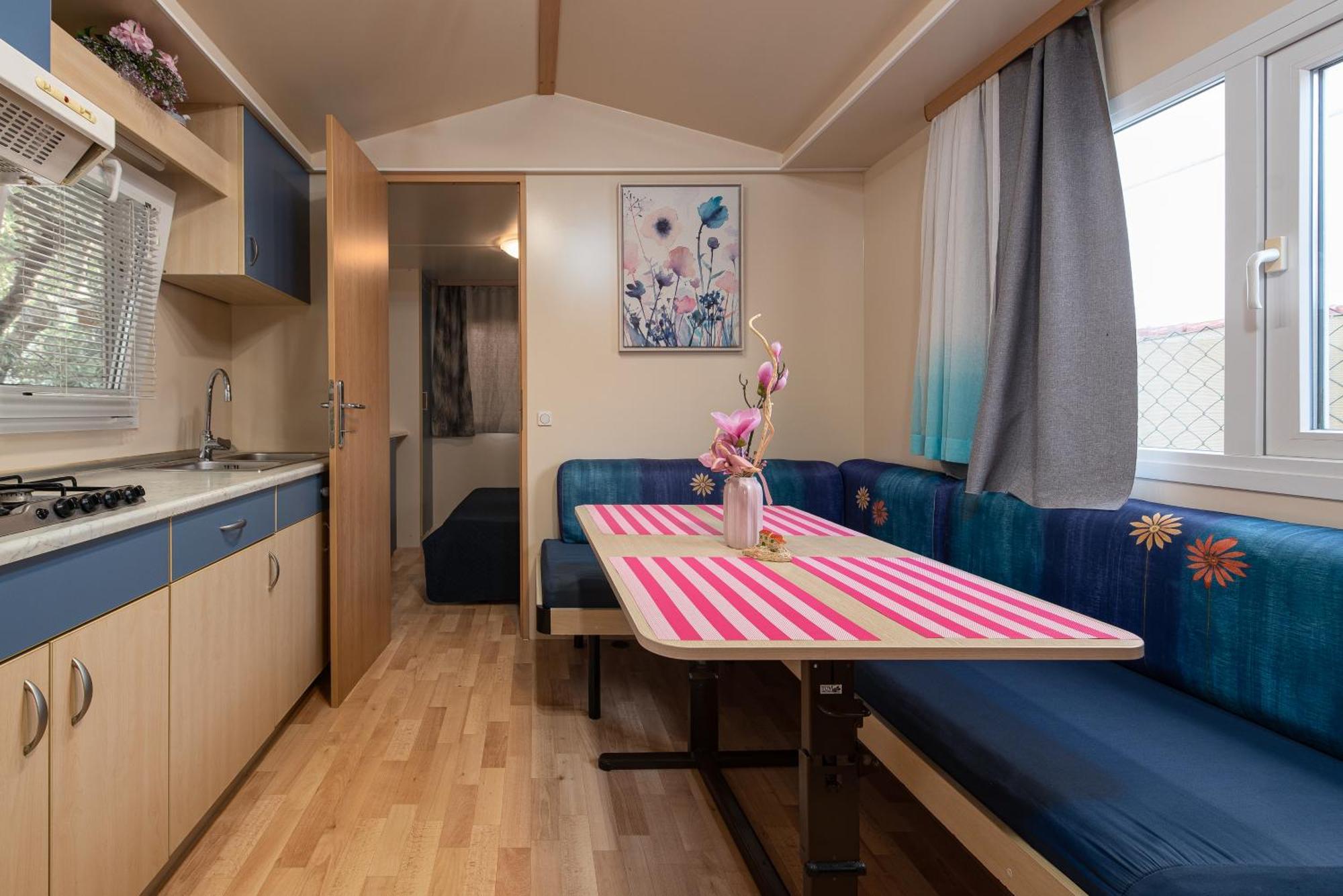 Camp Mrkva Mobile Homes With Pool Sukošan Quarto foto